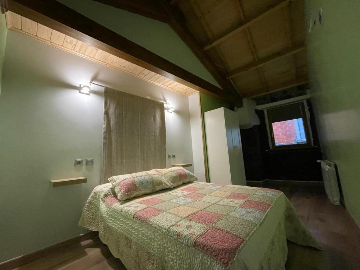 Casa Osu Pardo Vut Vila Caboalles de Abajo Exterior foto